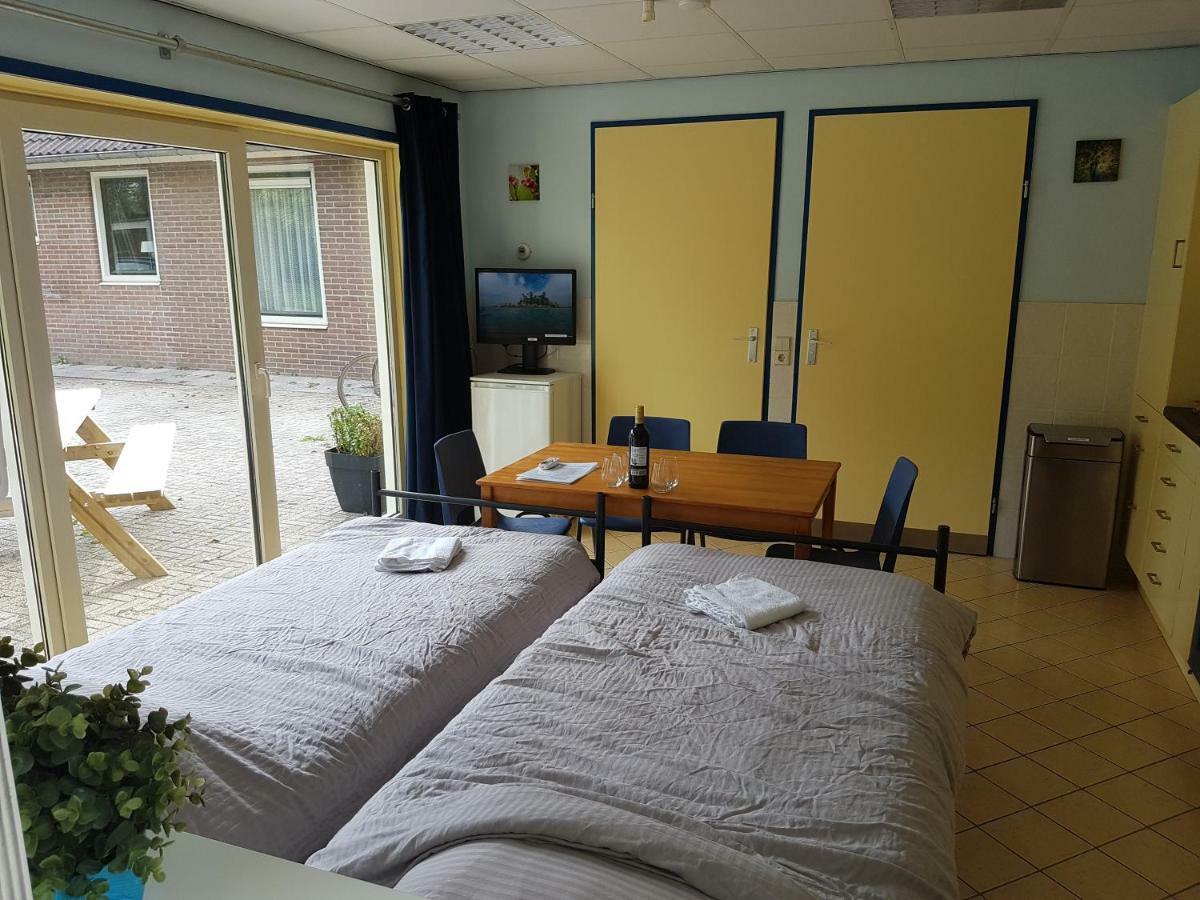 Guest House Ons Hoekje 후텐 외부 사진